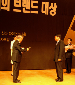 일동, 아로나민·휴먼워터 '브랜드 대상'