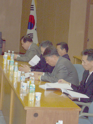 '4억짜리 연구결과' 수용 여부부터 걸림돌