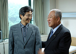 [2005년 10대뉴스⑩]원희목 회장 간이식 수술