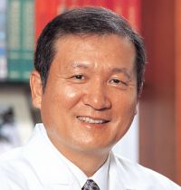 이종철원장 "암센터 건립 준비 한해 될 것"