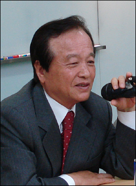 유충식 "강 부회장 경영참여 성사가 관건"