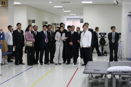 "선진 의료시스템 한 수 배우러 왔습니다"