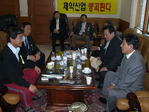 "유통일원화는 한약도매상 영세 가속화"