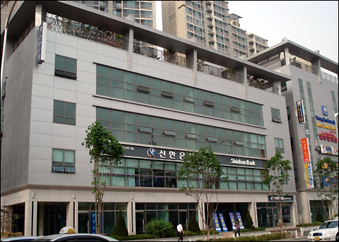 30억 호가 25평형 약국매물, 최대 7억 급락