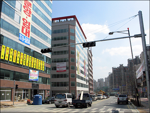 화성·용인, 약국당 3천명 훌쩍...개국지 부상