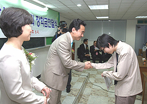 강서구약, 17년 약손사랑...장학금만 1억원