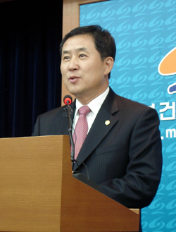 변재진, 복지부수장 내정 됐지만 '가시밭길'