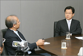 중외제약 이경하 사장, 인니 통신사 인터뷰
