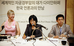 자궁경부암 백신, 국내출시 앞두고 신경전