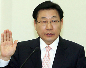 김성이 복지부장관 후보, 의혹해명에 '진땀'