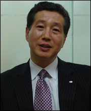 "진료 과별 특화영업이 중소제약사 살 길"