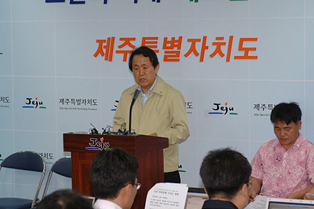 의료비 급등 우려감에 제주 영리병원 '좌초'