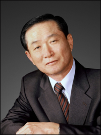 "백신안보 일궈낸 제약산업 큰별이 지다"