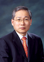 윤도준 회장, 경희의대동문회장 3회 연임