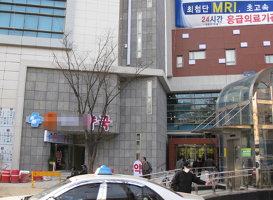 불법논란 부산 O약국 간판 바꾸면 '면죄부'