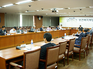 "도매 높은 카드 마일리지, 약사법 저촉 가능성"