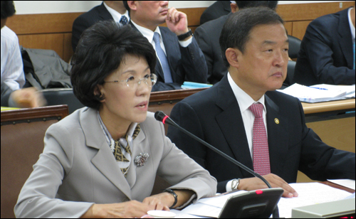 면대업주-의약사 연대책임…카운터 감시 강화