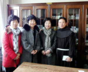 동대문구 여약사회, 노숙자 쉼터에 성금 전달