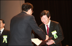 JW중외제약, 납세자의 날 국무총리 표창