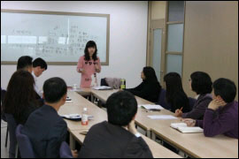 "MR·CP 가르치고 시험보고"…제약 패러다임 변한다