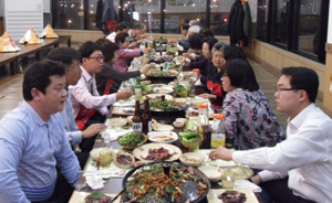 중랑구약, 선배약사와 간담회…회무 도움요청