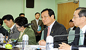 "불편해소에 도움은 안되고…시끄럽기만 한 일"