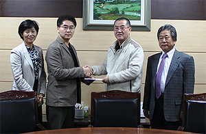 대한약사회 노동조합, 약권성금 기탁