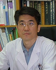 강서구약 최두주 회장 사퇴…이종민 대행 체제로