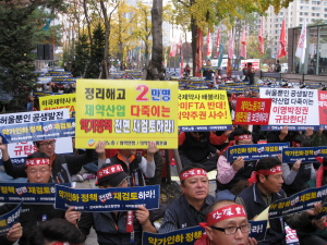 제약 "깎이지 않으면 다행"…임금협상 '속앓이'  