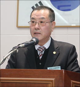 고성으로 시작해 원점으로 끝나버린 임시총회