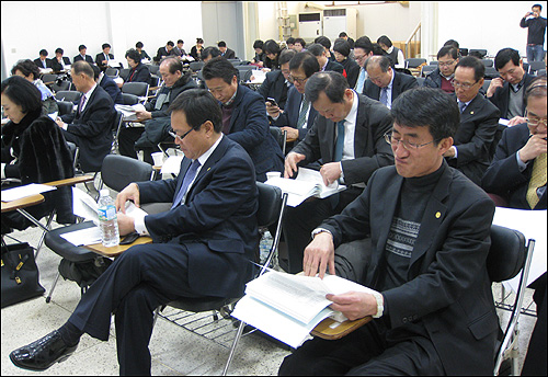 병협 추진 원내조제, 약사사회 '제2의 위기'로  

