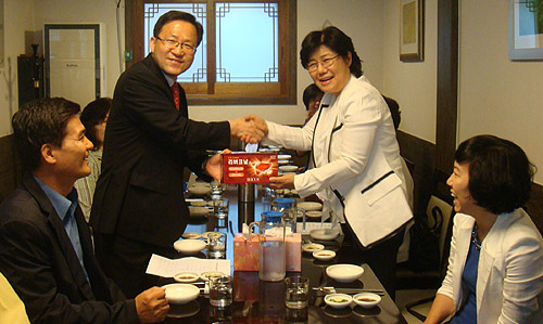 마포구약, 지역 경찰서와 협력방안 모색

