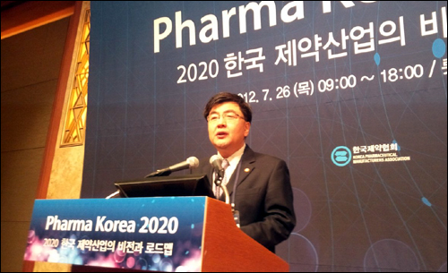 임채민 장관 "제약산업 100년, 보여줄 때 됐다"
