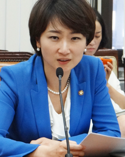 "진료비·약값 지원 끊겠다니"…개편 '고당사업' 아우성