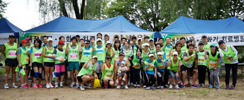양병원 임직원들, 선사마라톤축제 후원
