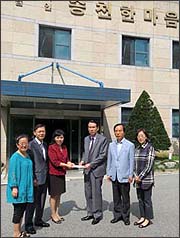 성동구약, 송천 한마음의집에 성금 전달

