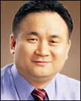 서울대병원 교수, 의약품 입찰대행업체 이사직 논란