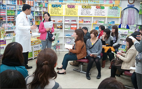 日 약사들, 달라도 너무 다른 한국약국 보곤 입이 '쩍'