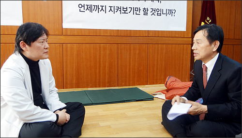 유재중 의원, 단식투쟁 노환규 방문 "대화하자"