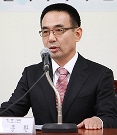 압승한 김종환 당선자 "새로운 바람의 시작"