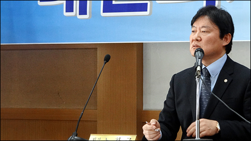 "성분명처방은 막고, 1월 건정심은 참여할수도…"