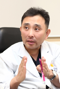 다발성 복합 탈장, 양측 탈장 크게 증가