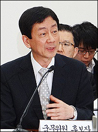 4대 중증질환 공약 후퇴비판에 진땀…제약산업 지원