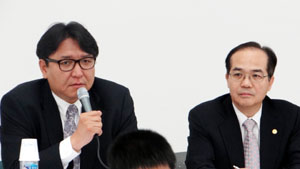 의협, 정부책임 강화…약사회, 공중보건약사 도입