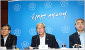 일반인 의원·약국 개설 '여론몰이'…약사사회 '긴장'