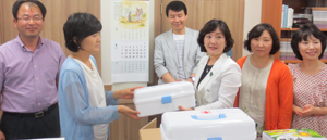 서초구약, 탈북 청소년들에 영양제 등 전달