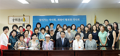 대약 여약사장학회, 약대생 21명에 장학금 지원