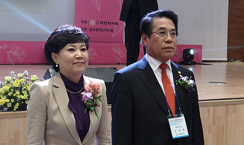 전국 여약사 1200여명 "세상에 약이 되자" 다짐
