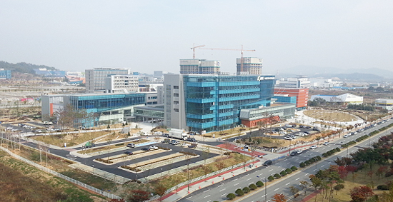 박 대통령 "오송, 바이오신약 이끌 창의적 동력될 것"
