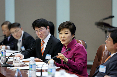 "일반약 약국 밖으로 더 빼자" KDI의 포석?